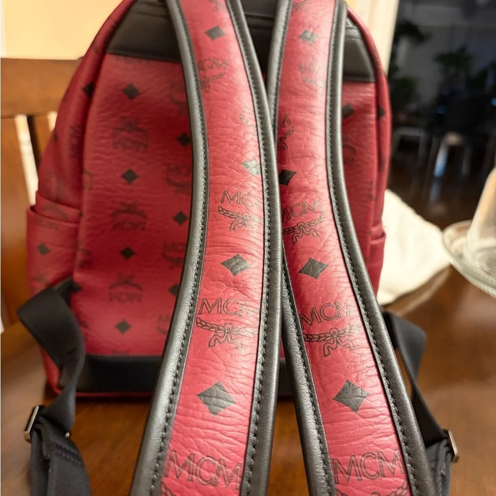 MCM Red and Black Logo Backpack - Picture 3 of 11
